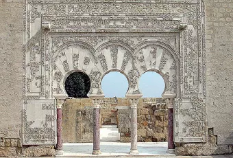 centro_andaluz_de_madinat_al-zahra_em_cordova.jpg