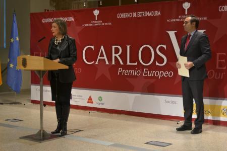 20140111_foto_becas_yuste.jpg