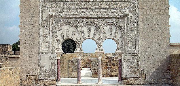 centro_andaluz_de_madinat_al-zahra_em_cordova.jpg